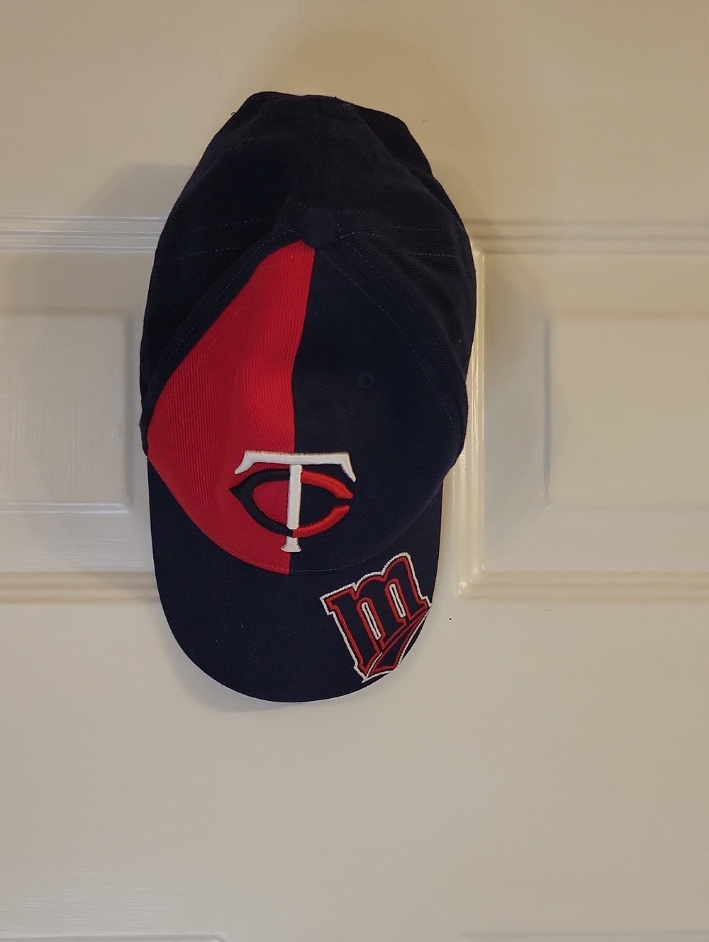 MLB Minnesota Twins Navy and Red Split-Panel Hat